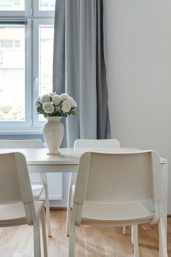Universum Apartment Виена Екстериор снимка